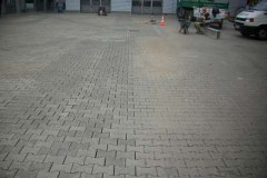 Pflasterarbeiten Betonstein Parkplatz begradigen